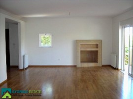 Maisonette - Athens, Drosia • Μεζονέτα -  Αθήνα, Δροσιά