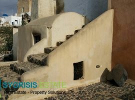 Manor house, Listed building - Cyclades, Santorini, Pyrgos • Αρχοντικό, Διατηρητέο - Κυκλάδες, Σαντορίνη, Πύργος