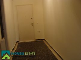 Apartment - Athens, Pagrati, Varnava Square • Διαμέρισμα - Αθήνα, Παγκράτι, Πλατεία Βαρνάβα