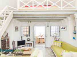 Traditional Stone House - Cyclades Islands, Santorini, Pyrgos • Παραδοσιακή Πετρόκτιστη Μονοκατοικία - Κυκλάδες, Σαντορίνη, Πύργος