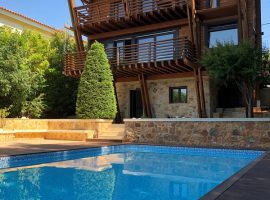 Luxury Detached Wooden House - Athens, Pikermi, Dioni • Πολυτελής Ξύλινη Μονοκατοικία - Αθήνα, Πικέρμι, Διώνη