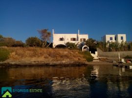 Two Storey Traditional Detached House - Cyclades Islands, Andros, Gavrio • Διώροφη Παραδοσιακή Μονοκατοικία - Κυκλάδες, Άνδρος, Γαύριο