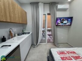 Studio - Athens, Pagrati • Στούντιο - Αθήνα, Παγκράτι